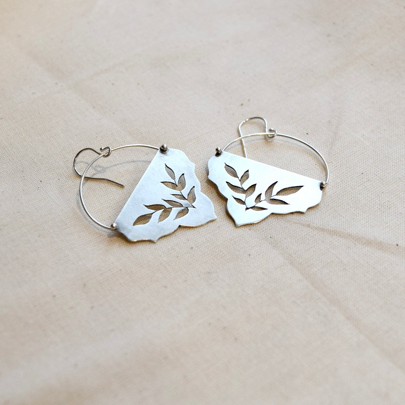 Sweetgrass Basket: Brass or Sterling Silver