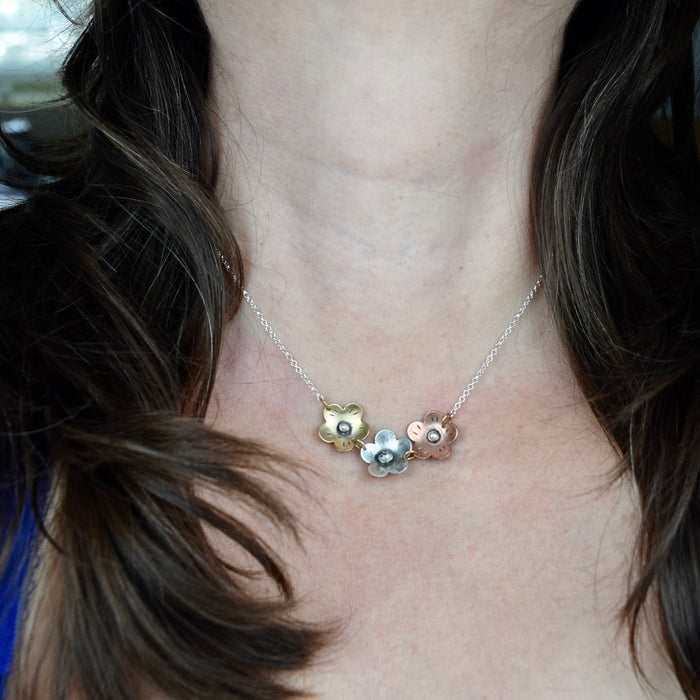 Canyon Flower Cluster Choker