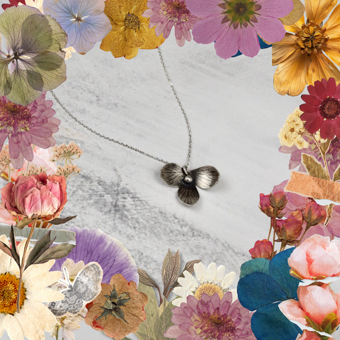 Hydrangea Bloom Necklace